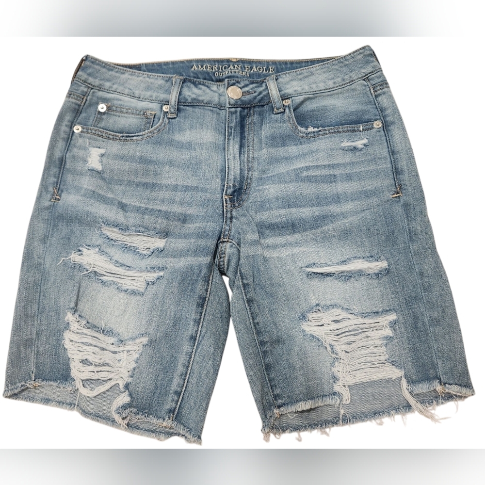 American Eagle Outfitters Distressed Jean Bermuda Shorts Light Wash